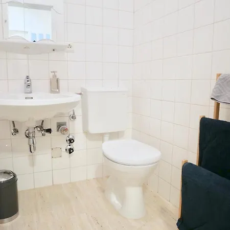 Center-apartment Between Uni & Hospital Lägenhet